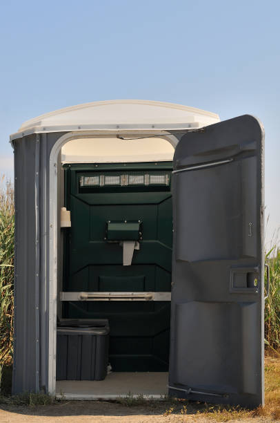 Best Portable restroom trailer rental  in Lumberton, NC